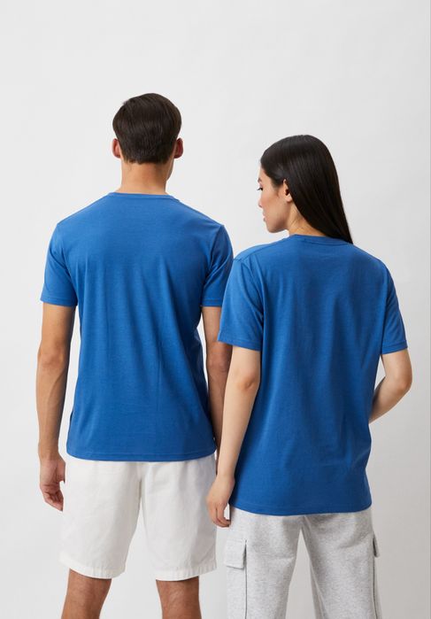 Футболка UNIQLO размер 48