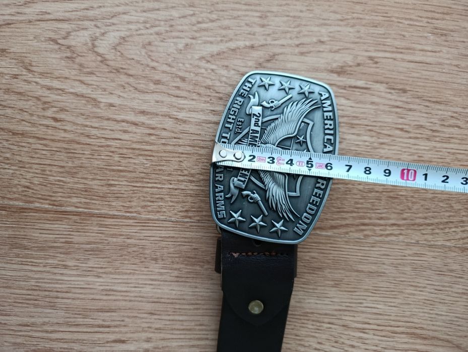 Продам бляху, новая