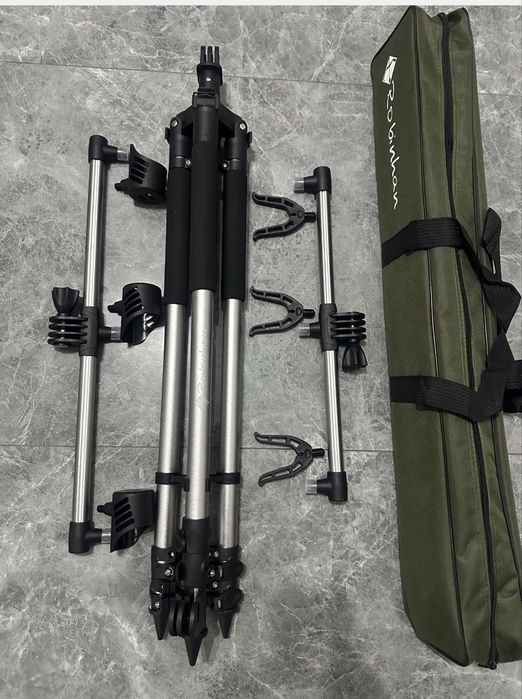 Suport Tripod / RIVER pentru 3 lansete pescuit vertical