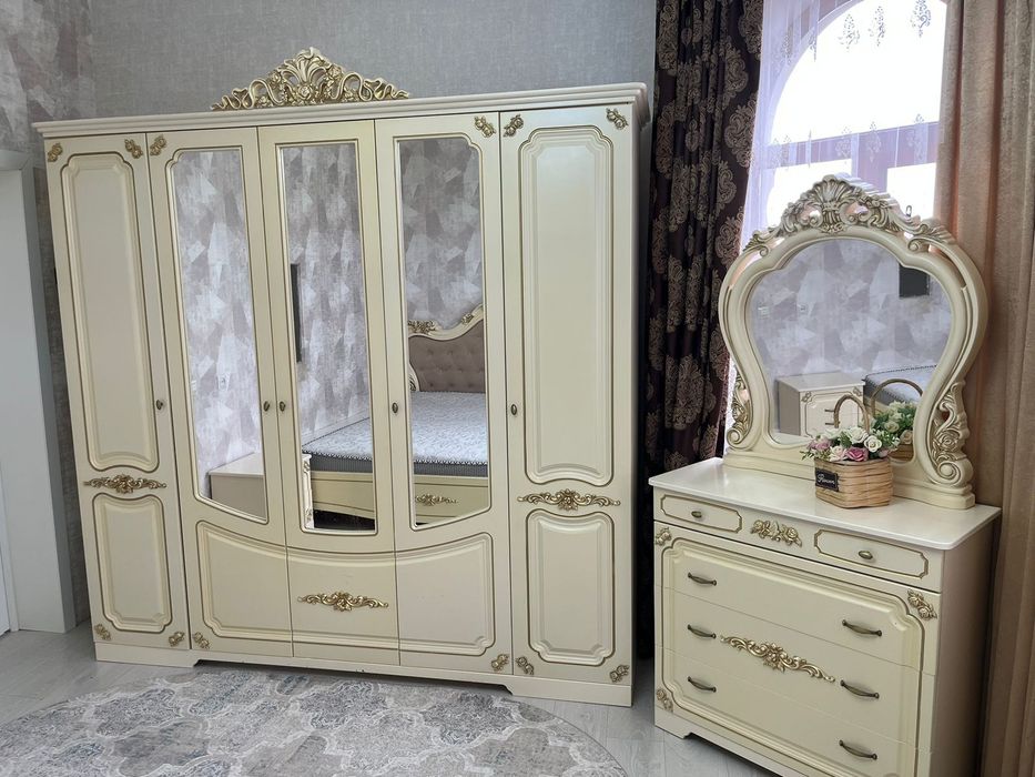 Спальный гарнитура