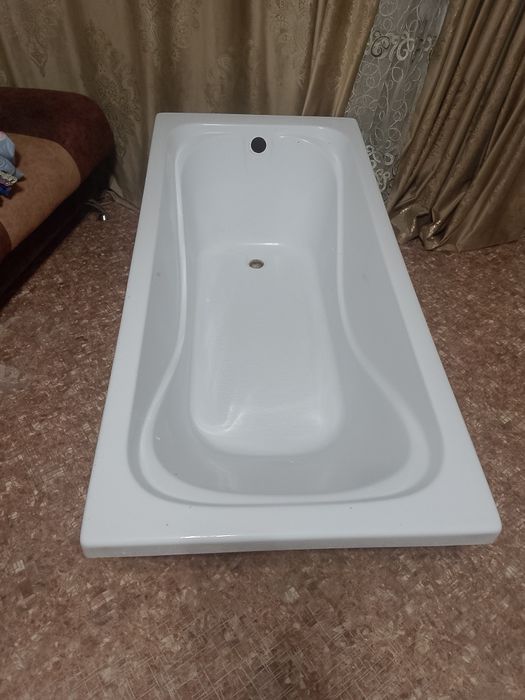 Продам ванну акриловая