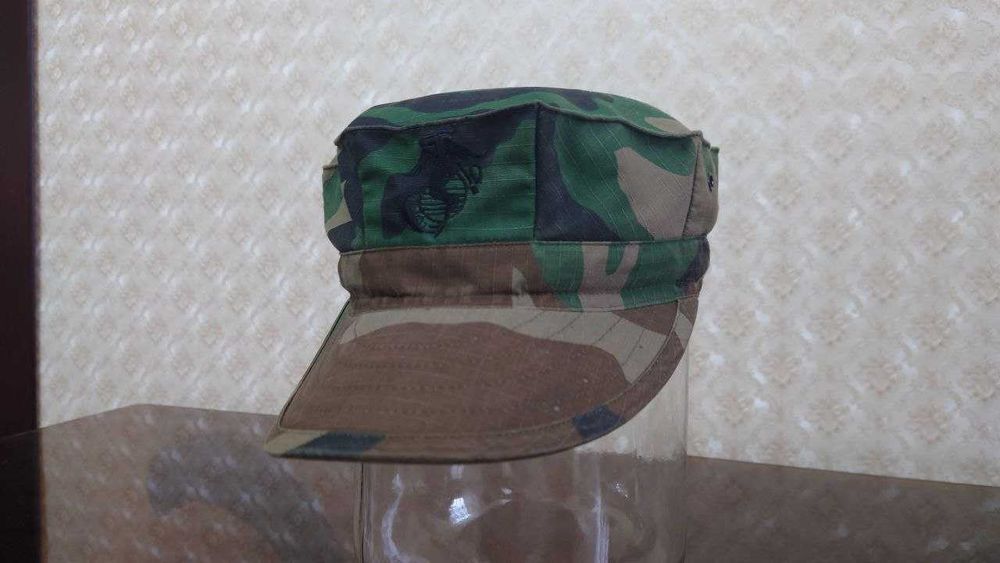 Военные кепки разные