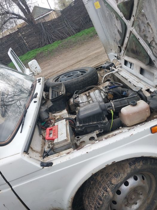 Продам ниву инжектор