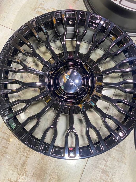 Kovaniy diskalar Zeekr 9x