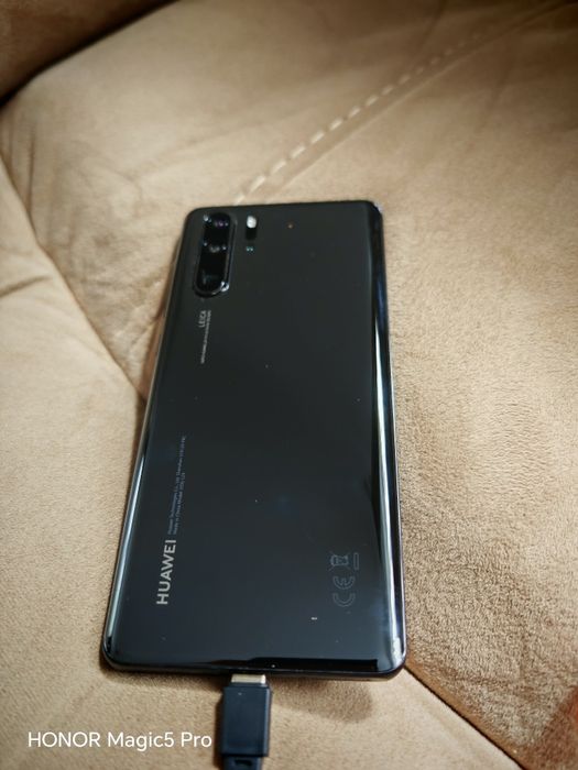 Telefon Huawei P30 Pro — 128GB / 6GB RAM — Dual SIM — Midnight Black —