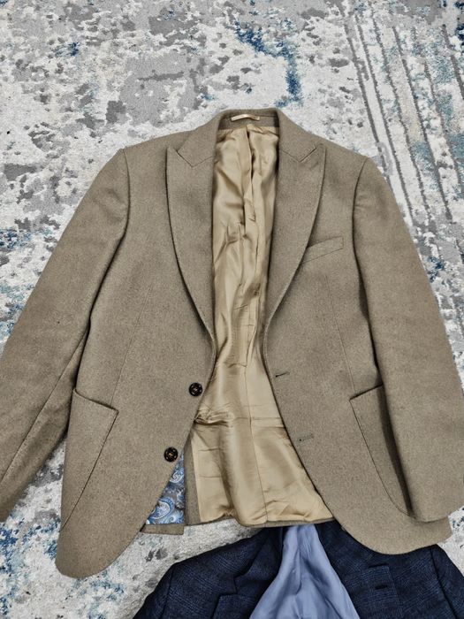 Продам зимнюю куртку, пиджаки