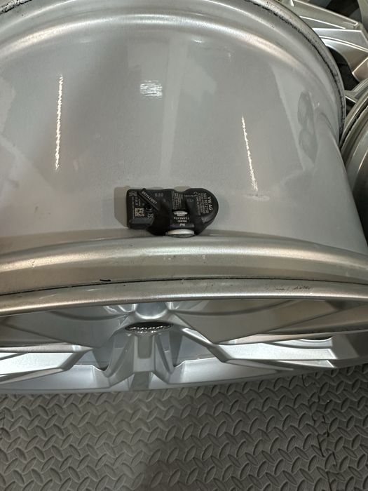 21 цола 5х112 - Audi Q7-SQ7-Q8-SQ8