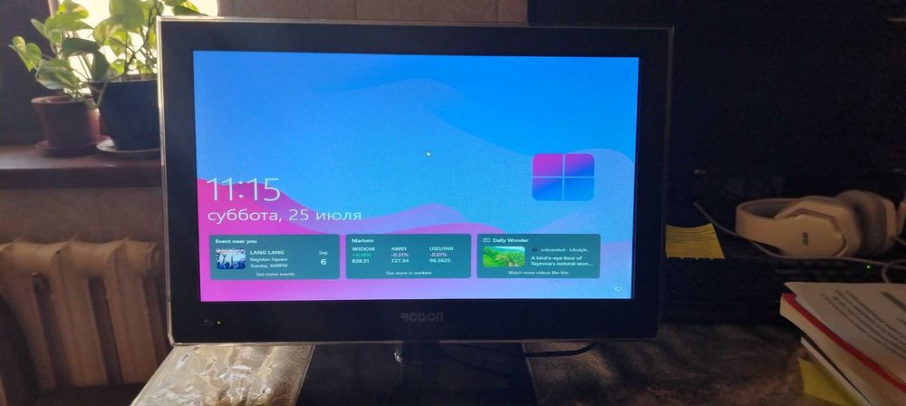 монитор / LED TV HD RI