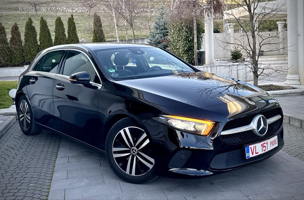 Mercedes Benz A200d Mod 2023 Light+ Package MBUX,Etc! Garantie 12 Luni