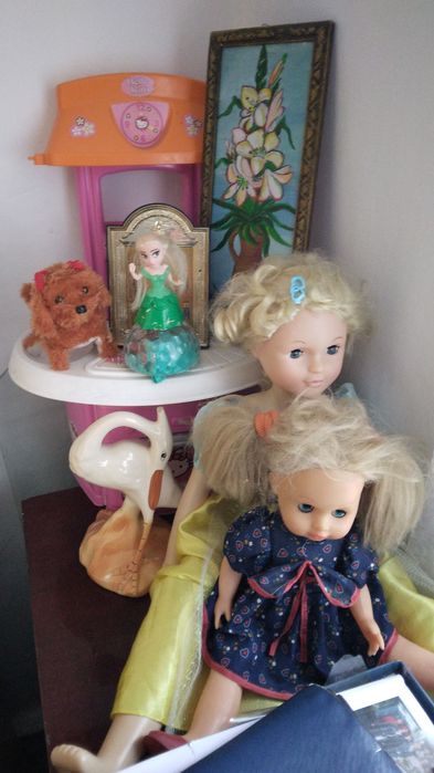 Vând hăinuțe pentru copiii 3-12 ani ieftin la 200 de lei cutia mare