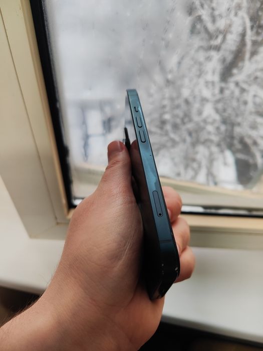 iPhone 13 128 GB LL/A Blue yaxshi sostoyaniya arzon narxda