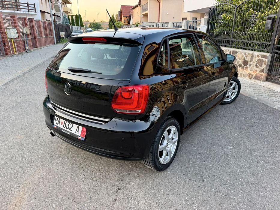 VOLKSWAGEN Polo 2010 — imagine 4