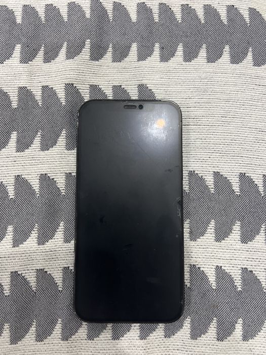 Iphone 12 pro 128 гигабайт.