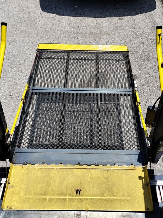 Платформа,  за инвалидна количка