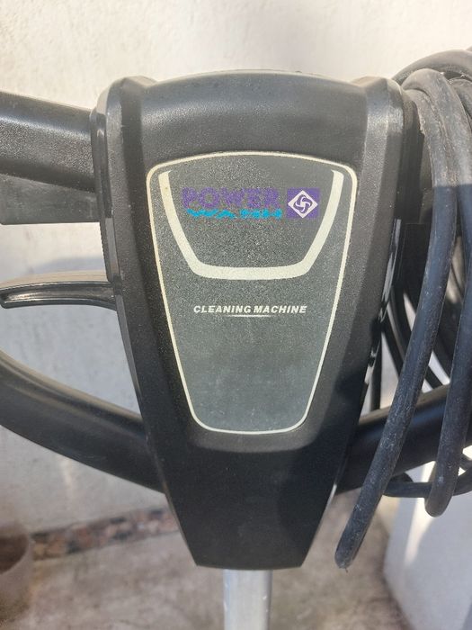 Monodisc spălat covoare, mocheta, pardoseli