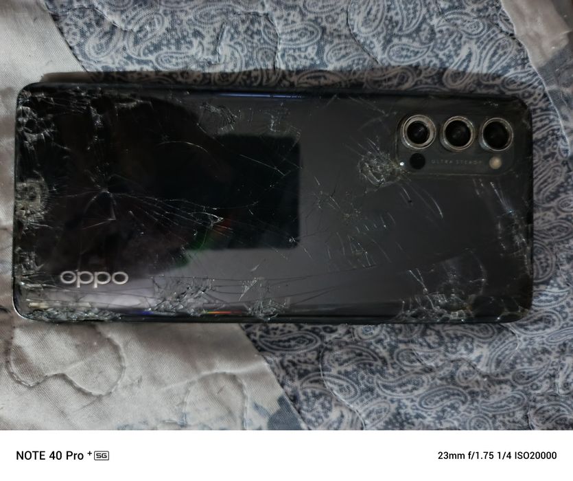 Продам орро Рено 4 про5G