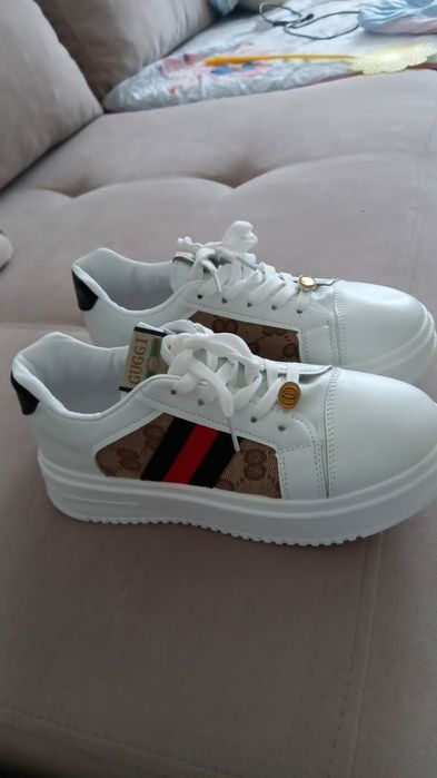 Продам брюки и обувь