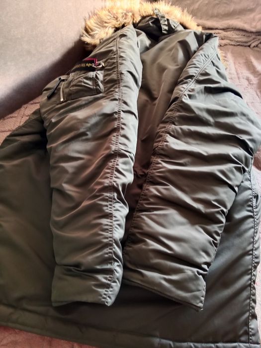 Мужской пуховик зимний.