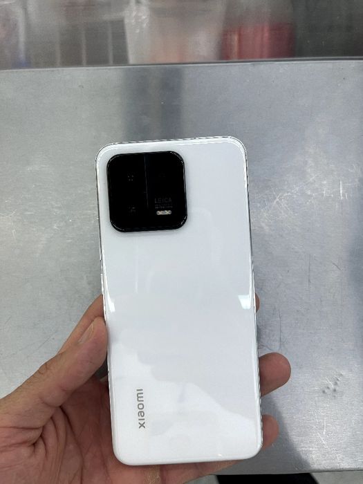 Xiaomi Mi 13 12/512Gb White