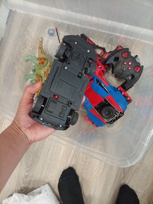 Продам игрушечные машинки