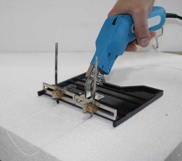 Професионална машина за рязане на стиропор , топлоизолации Herz C250