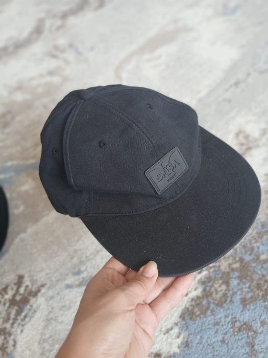 Продаю осенние кепки