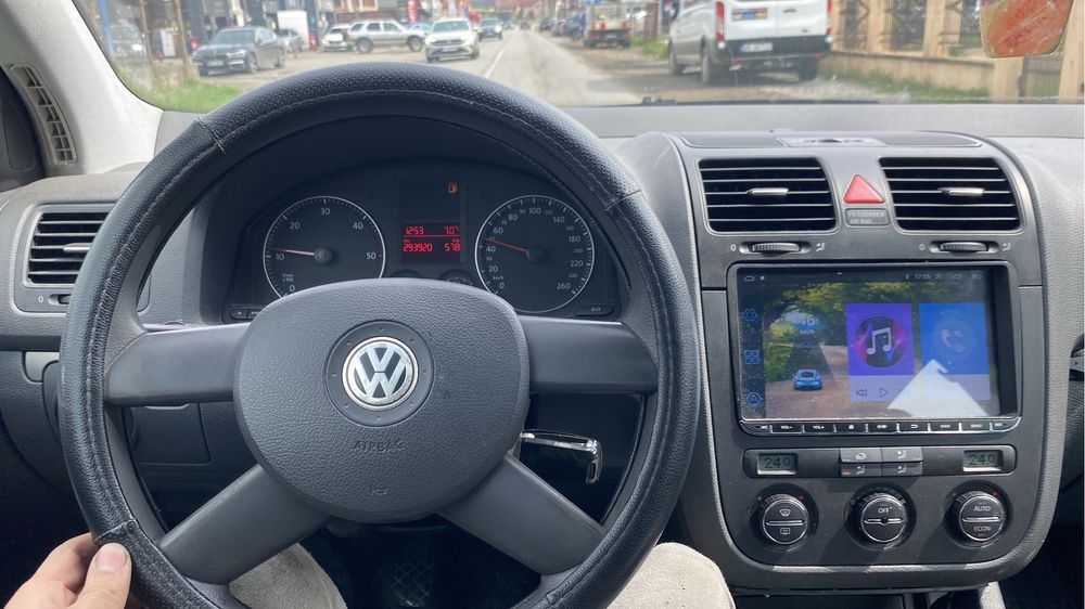 Golf 5 de 1.9tdi bkc /sau schimb detalii in anunt