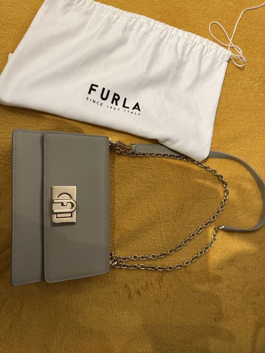 Чанта Furla бежово/сив