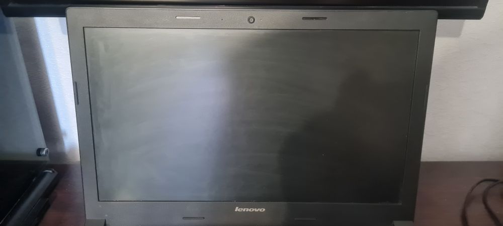 Матрицу -  экран от ноутбука lenovo