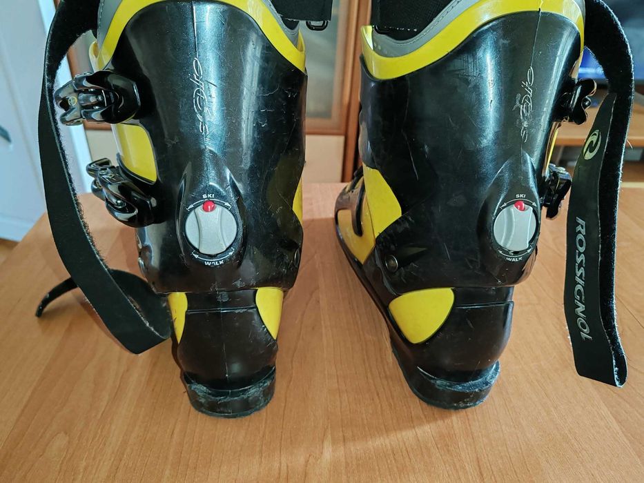 ски обувки Rossignol