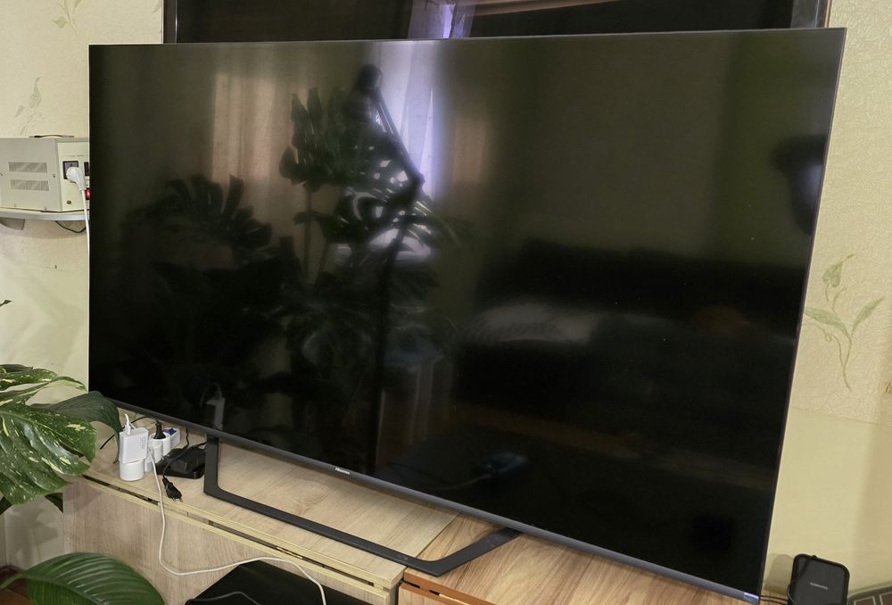 Продам телевизор Hisense