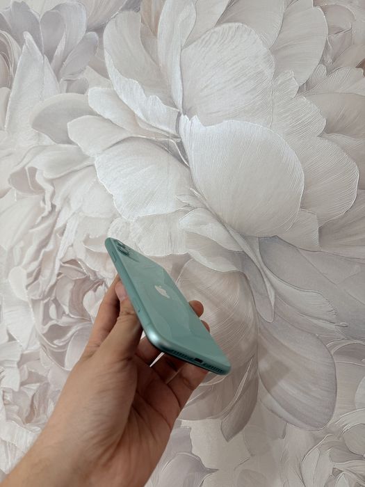 IPhone 11/128Gb - В идеальном состоянии