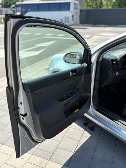 Vand Volkswagen Golf 5