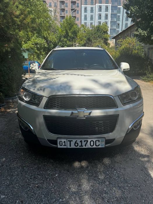 Продаётся каптива 2012 года состояние отличное