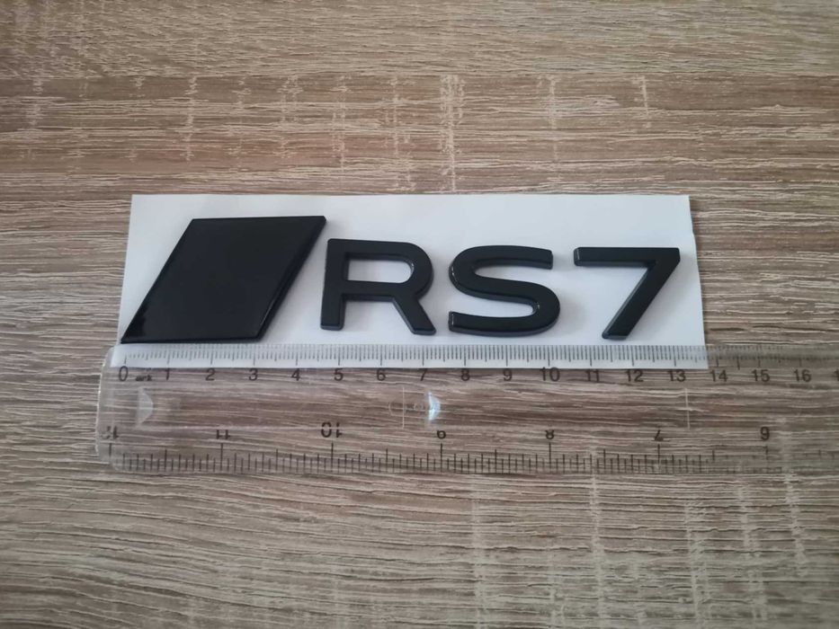 черен гланц емблема Audi RS7 нов стил