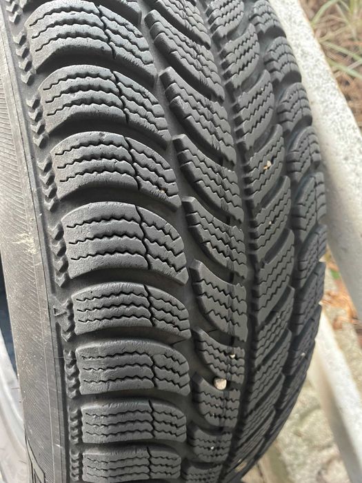 2.бр зимни гуми 185/60/15 DEBICA FRIGO