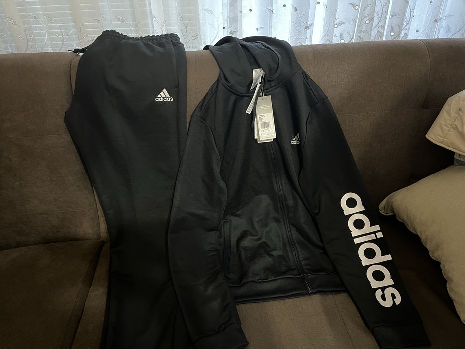 Нов дамски оригинален спортен комплект Адидас