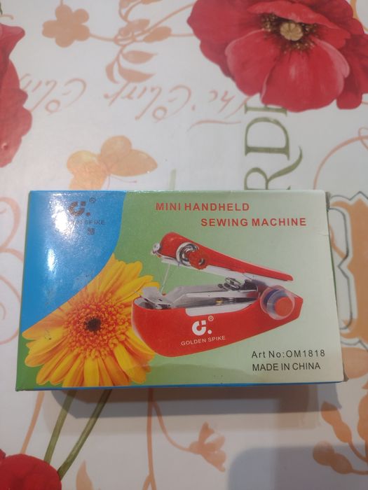 Туристическа Мини Шевна Машина