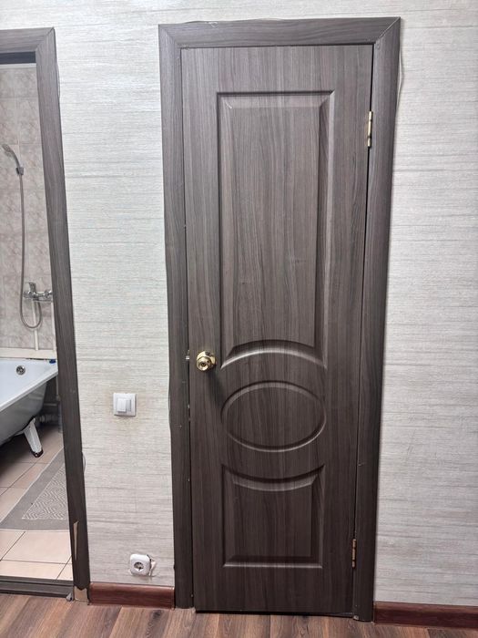 Продам двери в хорошем состоянии