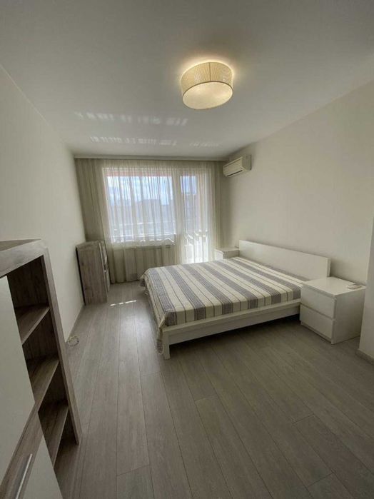 Дава се под наем Тристаен апартамент в Пловдив, Център - 120 кв.м за 650 € - Снимка #6