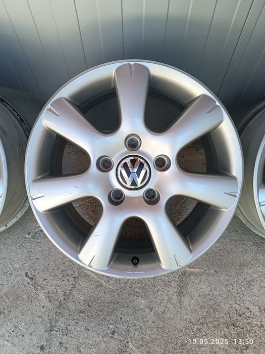 17/5/130-ФОЛКСВАГЕН ТУАРЕГ нов внос перфектни