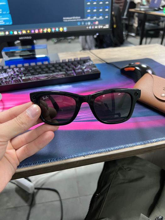 Ray ban sotiladi srochni