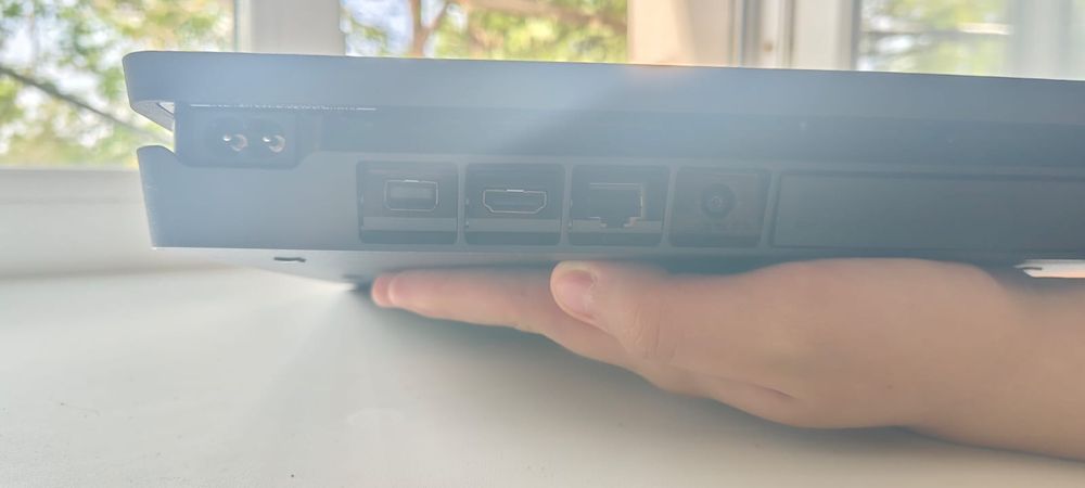 PlayStation 4 slim