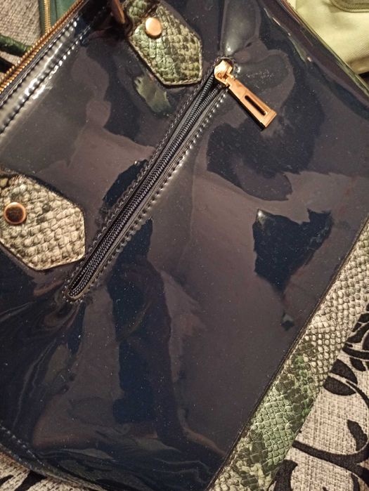 Сумка лакированная