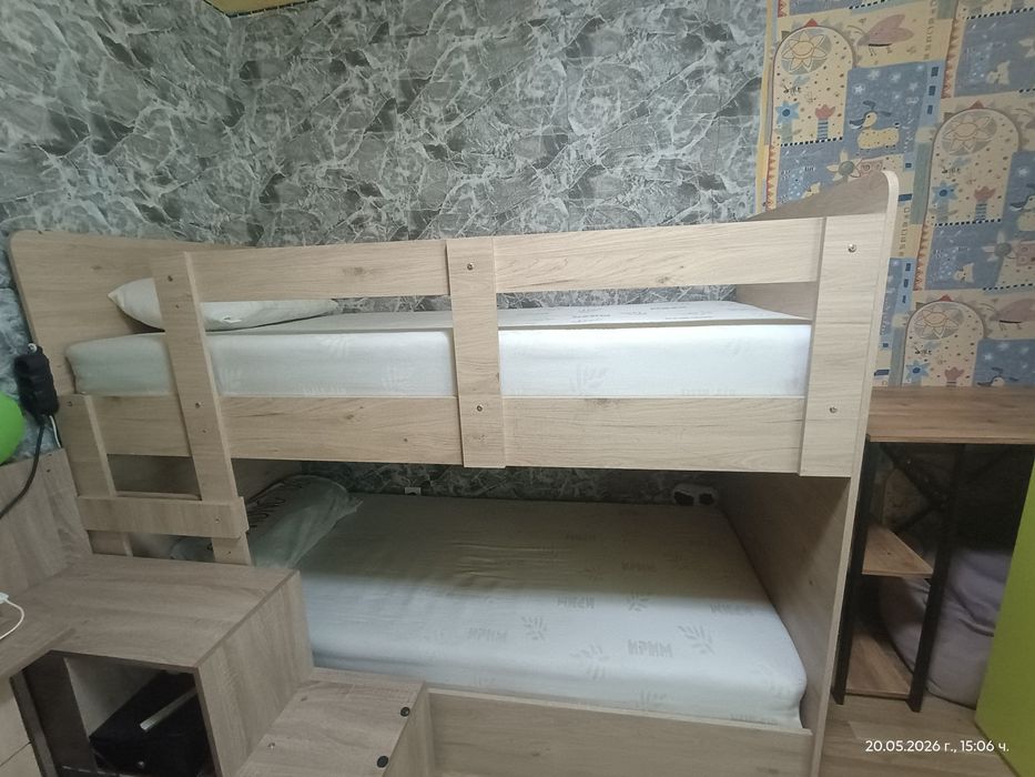 Двуетажно легло Дъб-Сонома с  матраци