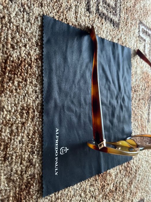 Оригинални слънчеви очила