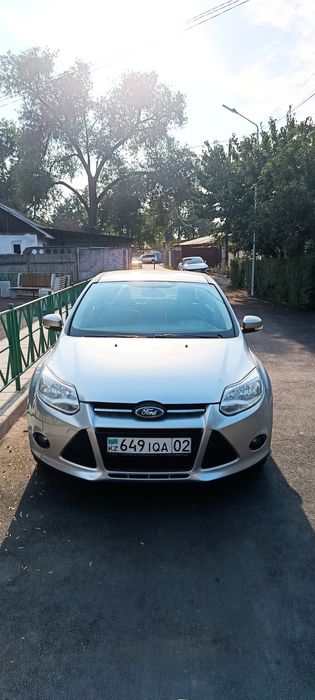 Продам машину Ford focus 3