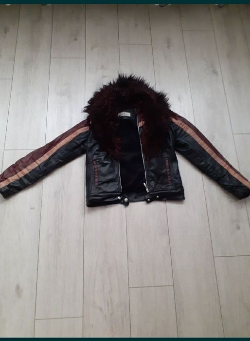 Vand geaca foggi de femei !