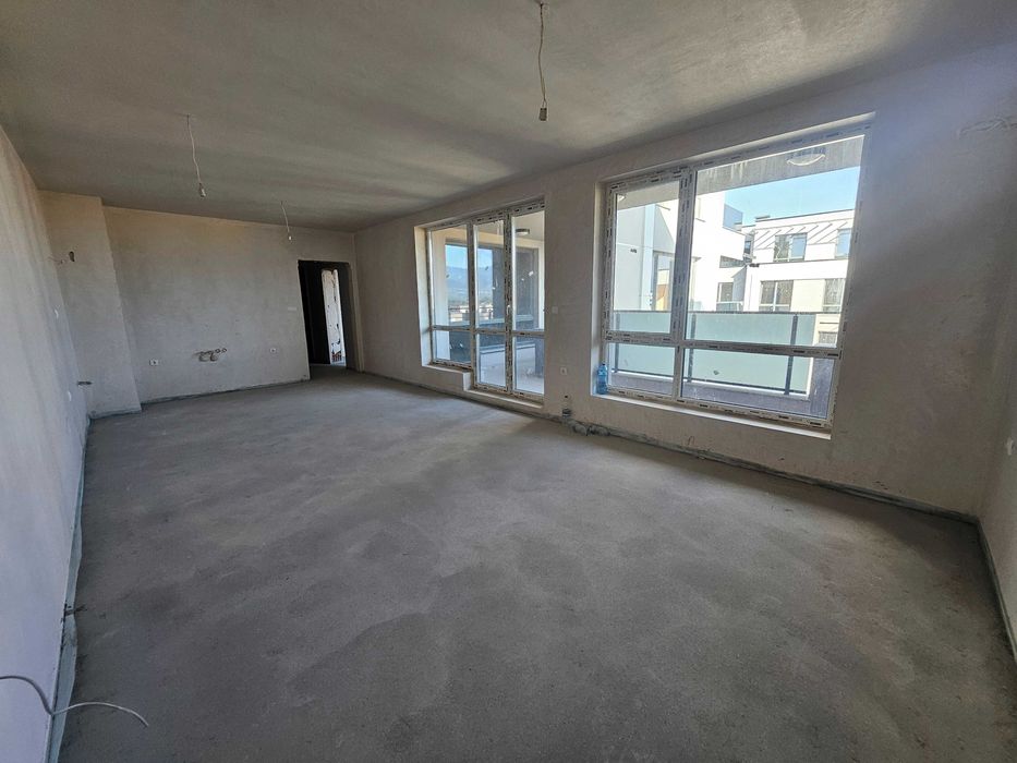 Продава се Двустаен апартамент в Пловдив, Остромила - 84 кв.м за 1393 €/кв.м - Снимка #8