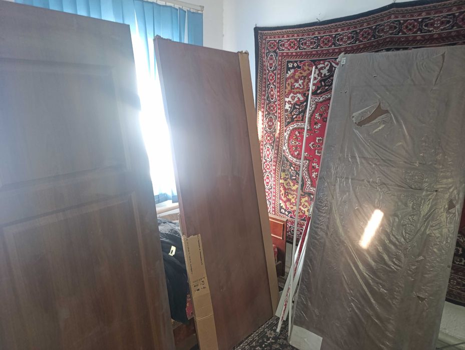 Продам двери...Новые.